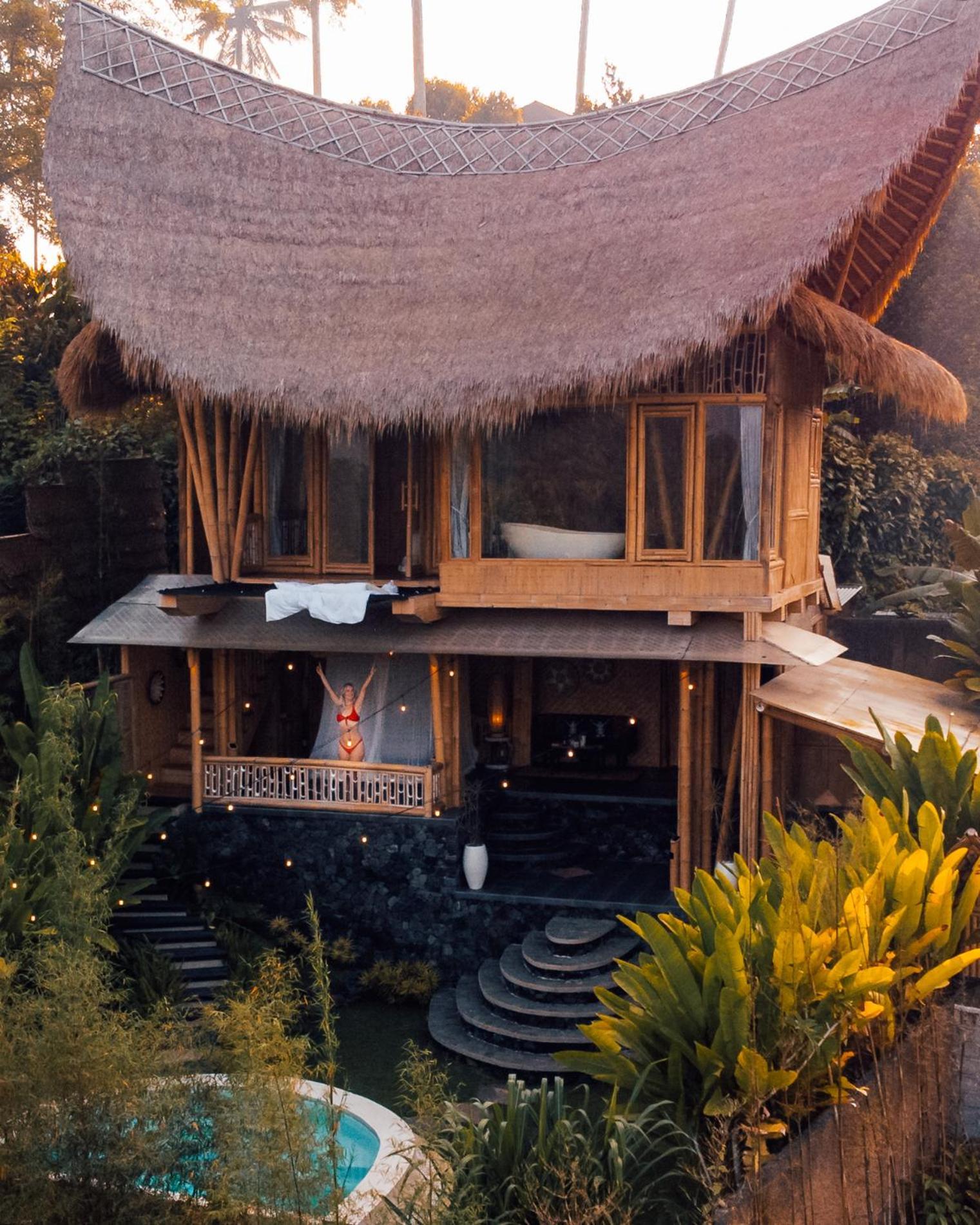 Makerti Bali~Bamboo House Villa Selat Exterior photo