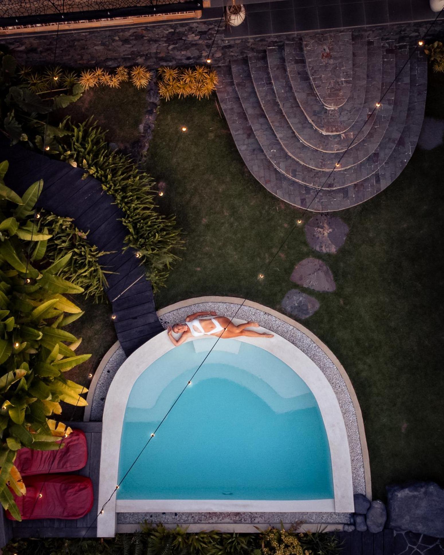 Makerti Bali~Bamboo House Villa Selat Exterior photo