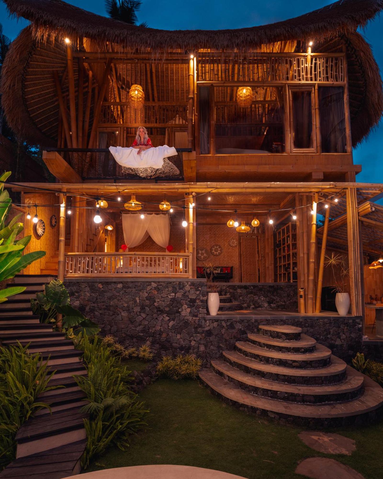 Makerti Bali~Bamboo House Villa Selat Exterior photo