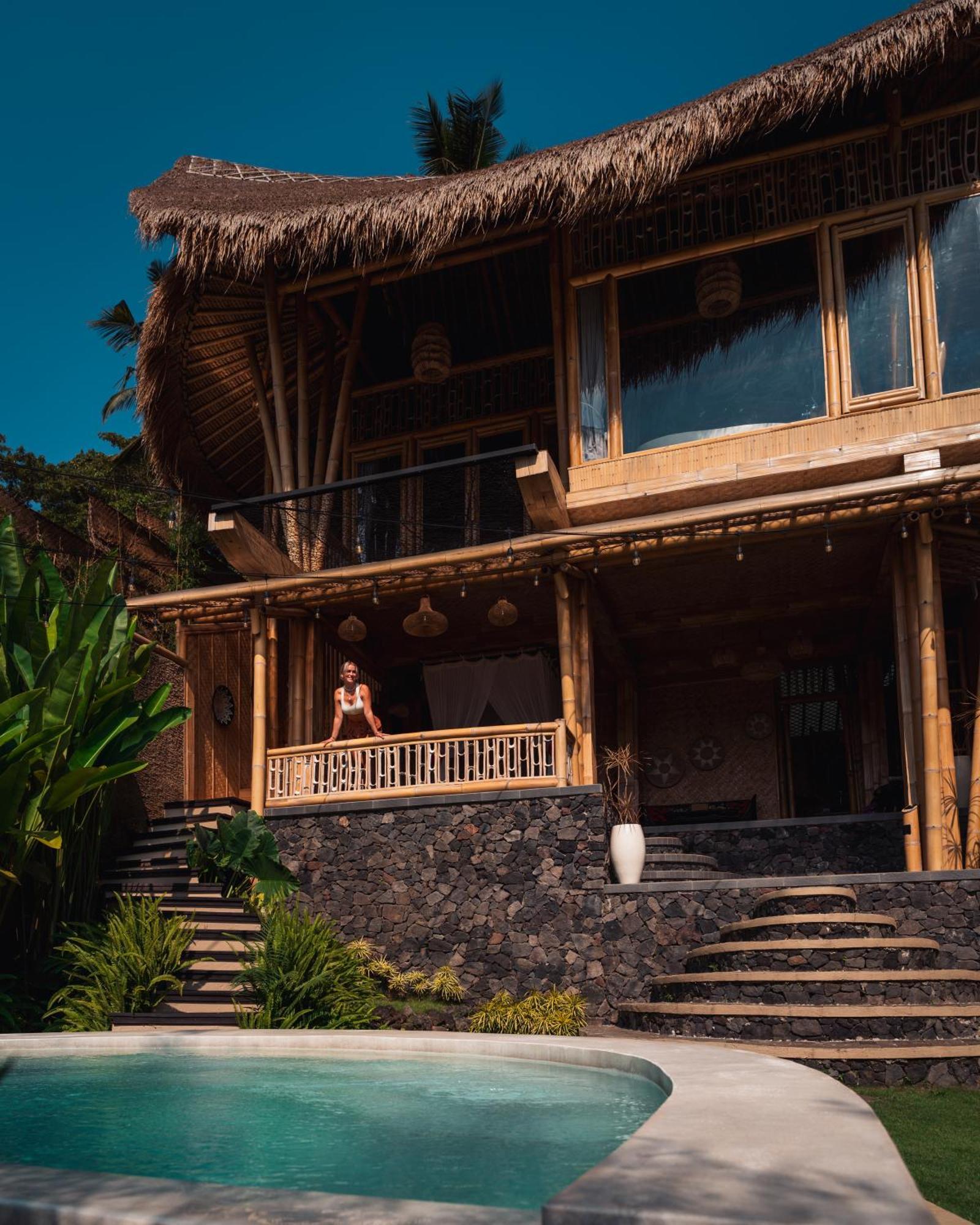 Makerti Bali~Bamboo House Villa Selat Exterior photo