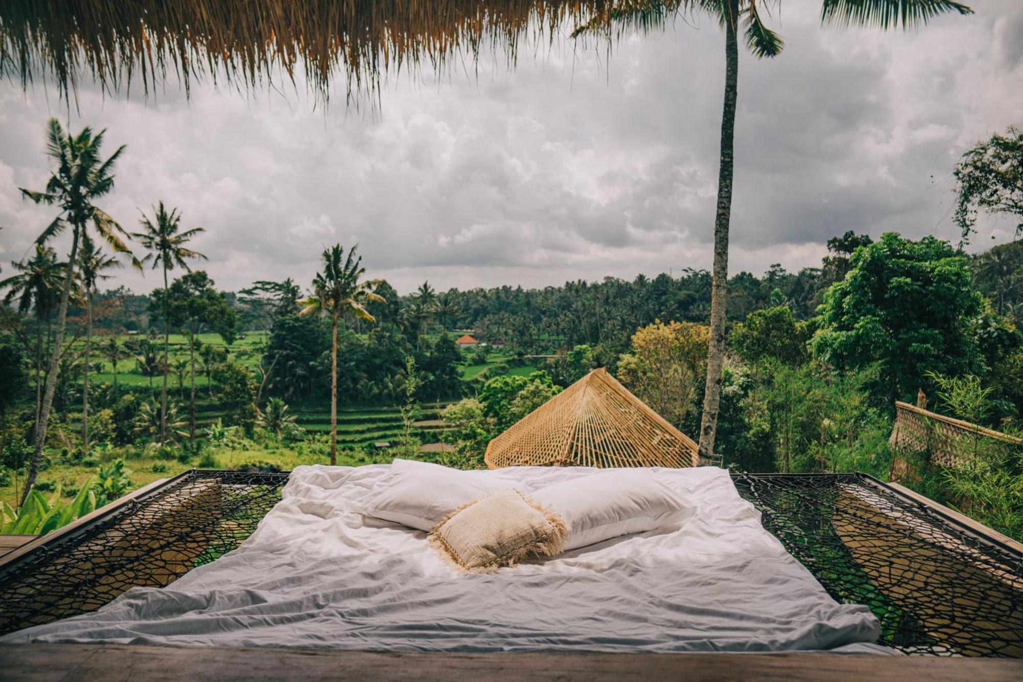 Makerti Bali~Bamboo House Villa Selat Exterior photo